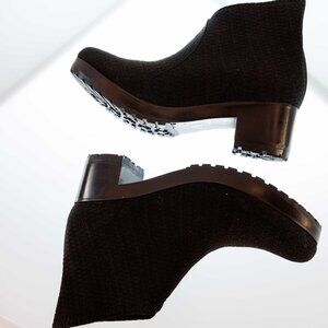 Charleston Shoe Company Upper Monterey Black Boots Size 40 fits Size 8 Womens